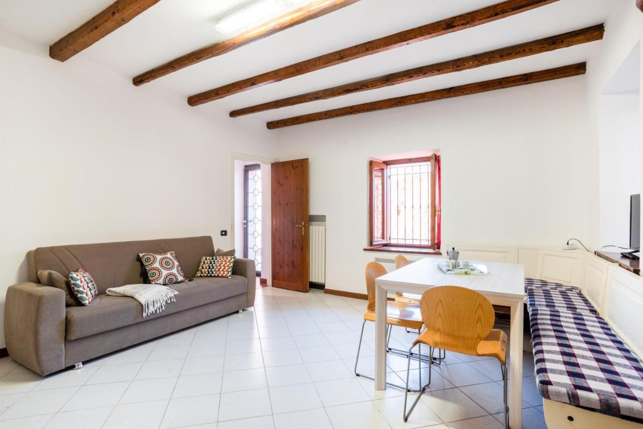 Limonta Lake View Apartment With Private Parking Kültér fotó